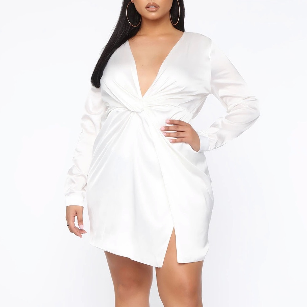 White deep V satin dress (comes with free gift)